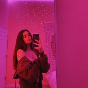 Meet your Posher, Maribel